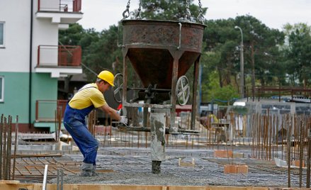 Notowani budowniczowie mieszkań trzymają formę
