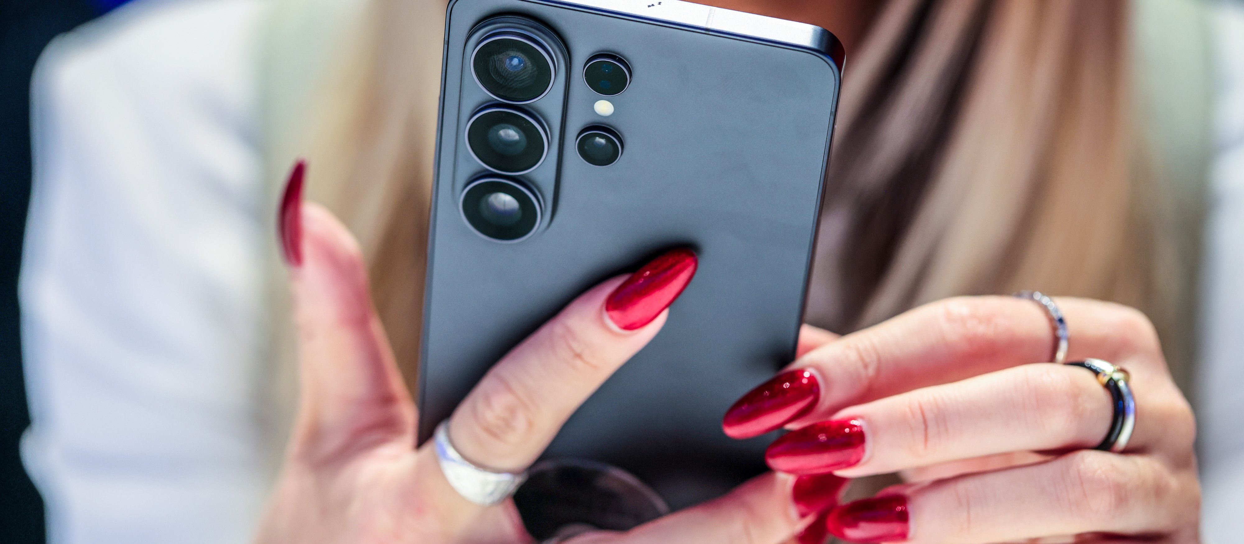 Mimo dobrych wyników Samsung rozczarował