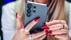 Play, Orange i Plus zwiększają zyski. Klienci odczuwają to w rachunkach
