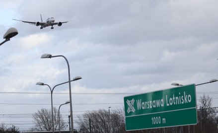 Przed majem skończą się wypowiedzenia 175 z 208 kontrolerów zatrudnionych w Warszawie i Modlinie