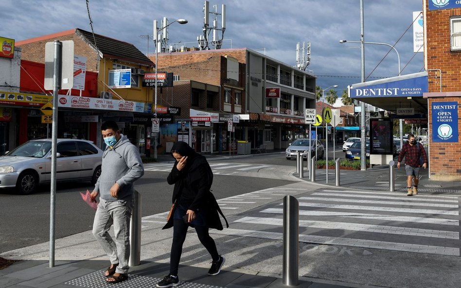 Koronawirus. Australia: Rekord zakażeń. Namioty przed szpitalami w Sydney