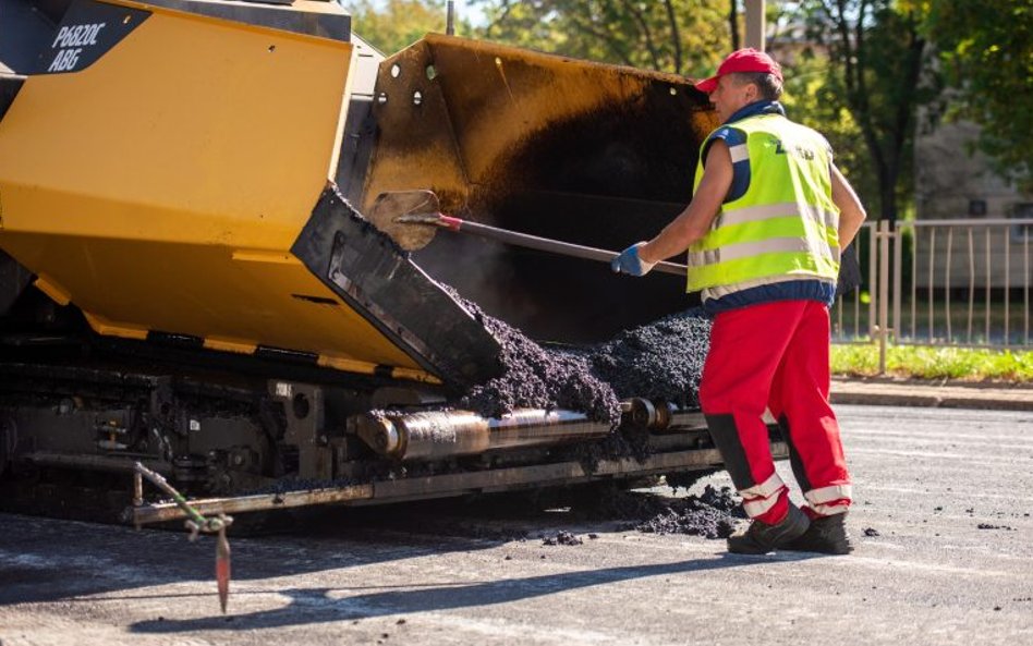 Utrudnienia dotkną również pieszych – na czas asfaltowania zamknięte zostaną niektóre przejścia dla 