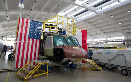 Ikoną lotniczego przemysłu Podkarpacia jest legendarny śmigłowiec Black Hawk powstający w Polskich Z