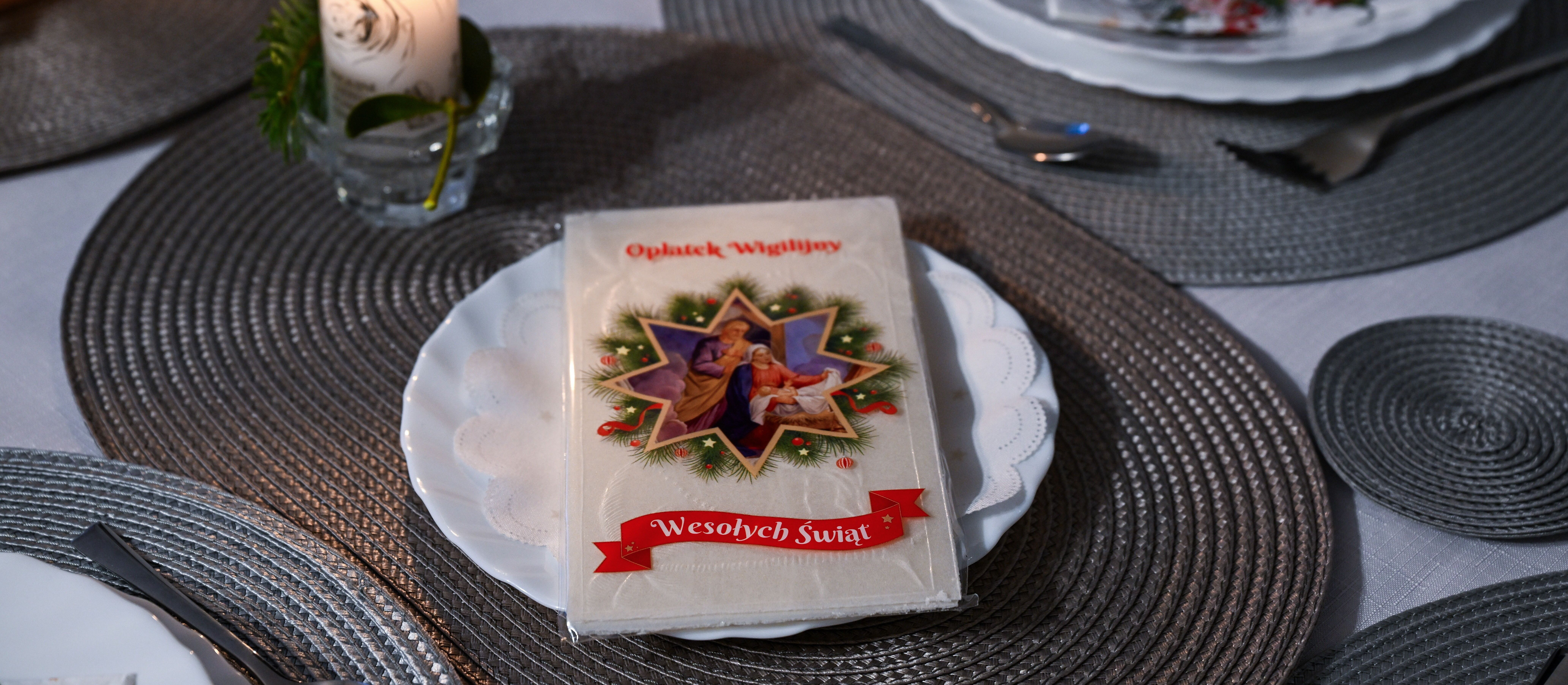 Poll: Do Poles think the decision to make Christmas Eve a day off was the right one?