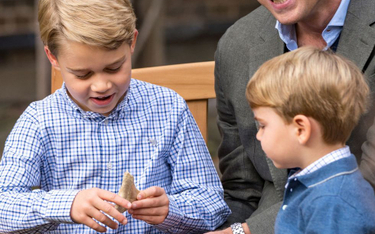 Malta zmienia zdanie. 7-letni książę może zatrzymać ząb rekina