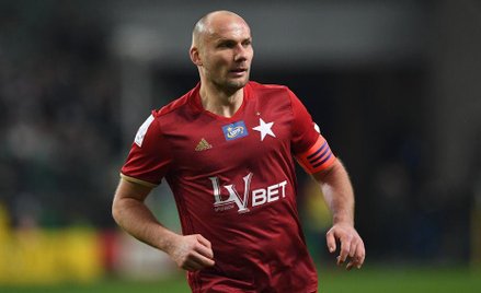 Arkadiusz Głowacki, 29-krotny reprezentant, sześciokrotny mistrz Polski, dwukrotny zdobywca Pucharu 