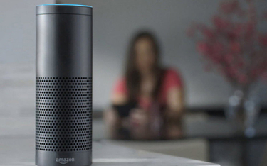 Amazon próbuje rozwiązać problemem spontanicznie śmiejących się głośników Echo