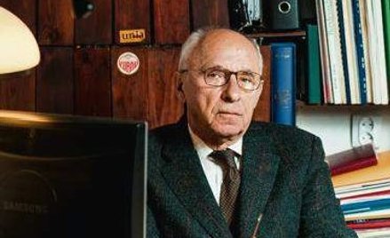 Profesor Jerzy Ciemniewski, prawnik, poseł Unii Demokratycznej i Unii Wolności, sędzia Trybunału Kon