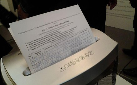 W niszczarce jest przykładowy projekt. Chodzi o akcję przeciw posyłaniu 6-latków do szkół