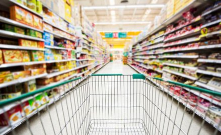 Oszukiwali „na Lidla i Biedronkę” i zarobili miliony. Wystarczyło, że wysłali maila