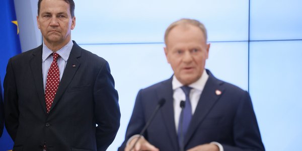 Sondaż: Jak Polacy oceniają Radosława Sikorskiego jako szefa MSZ?