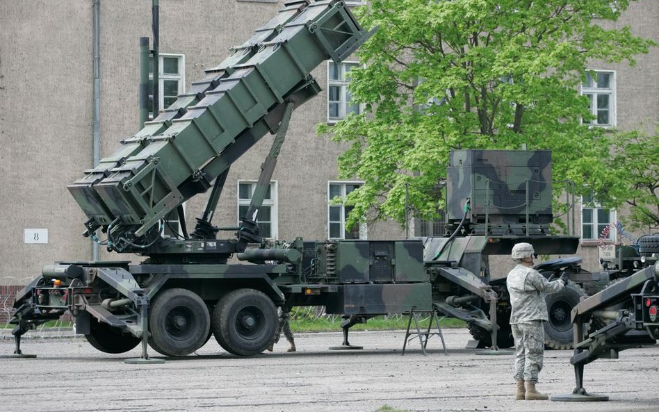 Broń dla powietrznej tarczy „Wisła”, którą proponują Polsce koncerny wybrane przez armię do finału w