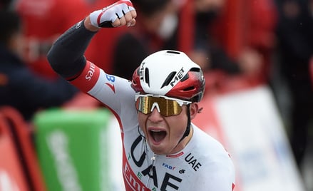 Vuelta a Espana. Liderzy we mgle