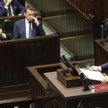 Sondaż: Kaczyński powinien oddać PiS Morawieckiemu