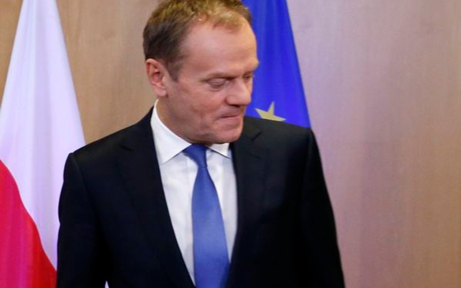 Tusk wezwany do prokuratury