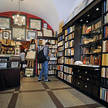 Atticus jest jednym z najpopularniejszych stołecznych antykwariatów