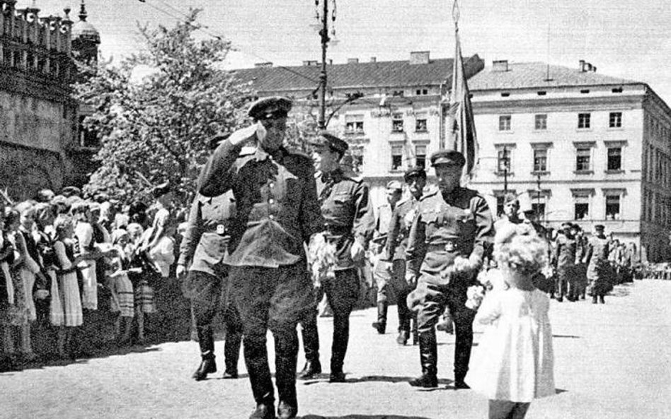 Żołnierze radzieccy „wyzwalają” Lublin, lato 1944 roku