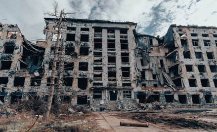 Wiele miast we wschod- niej Ukrainie, a szczególnie w Donbasie, mocno ucier- piało w wyniku działań 