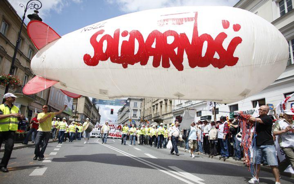 Fabryki broni szykują się do protestu