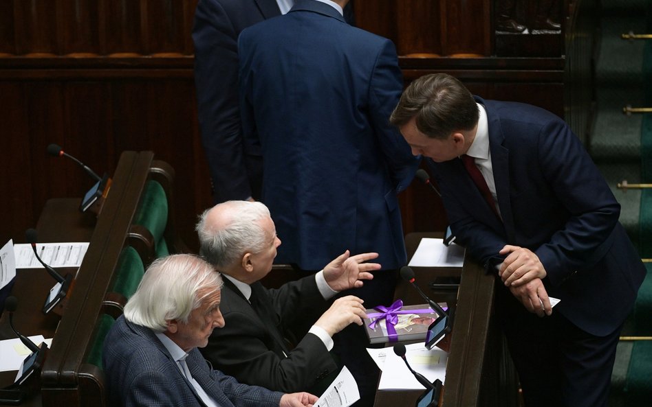 Prezes PiS, wicepremier Jarosław Kaczyński, wicemarszałek Sejmu Ryszard Terlecki i minister sprawied