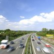 Kierowcy, który jedzie np. autostradą z prędkością co najmniej 210 km/h ma grozić kara pozbawienia w