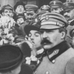 „Nie jestem tu od lewicy i dla niej, jestem dla całości” – tak Piłsudski tłumaczył na początku tworz