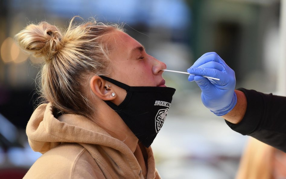 Epidemia w Polsce: 19 364 kolejnych zakażonych koronawirusem