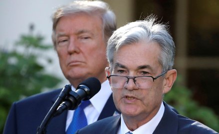 Prezydent Donald Trump i Jerome Powell