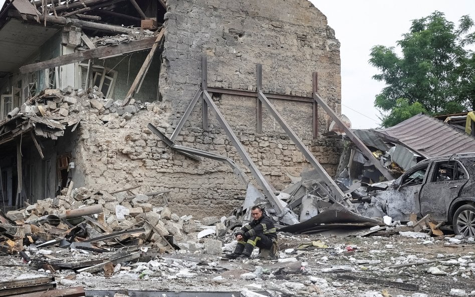 Okazuje się, że najwięcej zwolenników pomocy wojskowej dla Ukrainy jest wśród osób, które deklarują 
