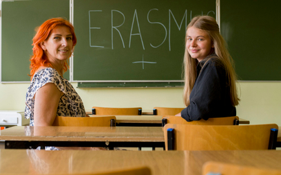 W ramach obecnie prowadzonego naboru w Erasmusie + do podziału między beneficjentów jest łącznie 2,6