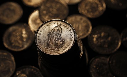 Pod względem liczby pozwów, ugód i kosztów ryzyka prawnego kredytów w CHF rok 2023 był rekordowy