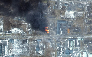 Nowe zdjęcia satelitarne z Mariupolu. Pożary i poważne zniszczenia domów
