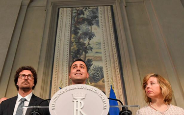 Czołowi politycy Ruchu Pięciu Gwiazd, w środku lider Luigi Di Maio.