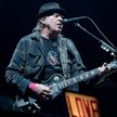 Neil Young (ur. w 1945 r. w Toronto), legenda Woodstock, idol wielu pokoleń, w tym gwiazd grunge