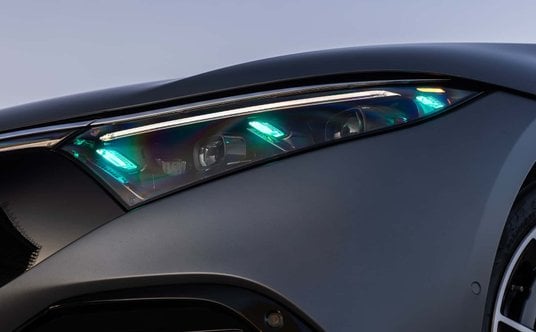 Mercedes EQS