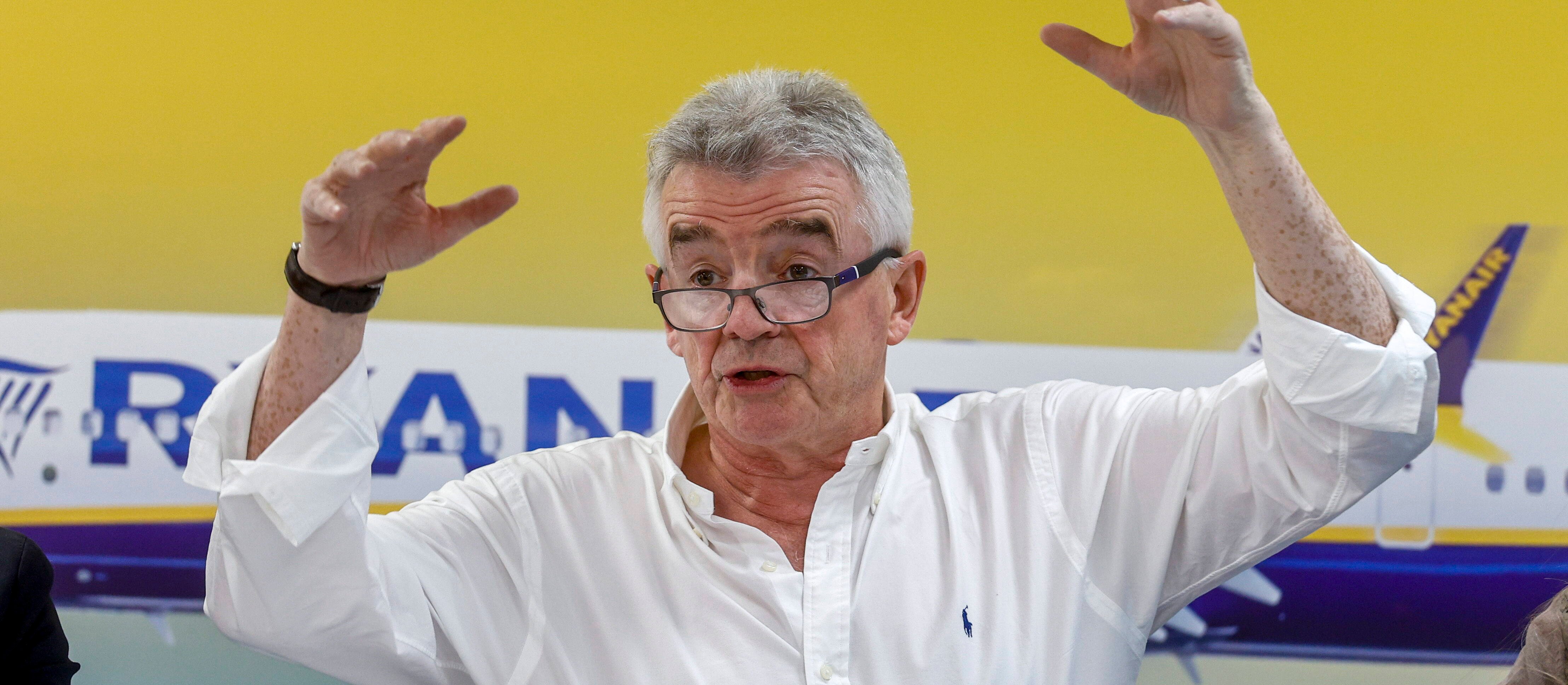 Michael O’Leary: Ciało obce mogło być powodem rozbicia okna w samolocie Ryanaira