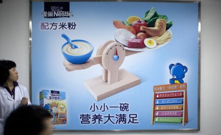 Danone i Nestle obniżają w Chinach ceny mleka w proszku dla niemowląt