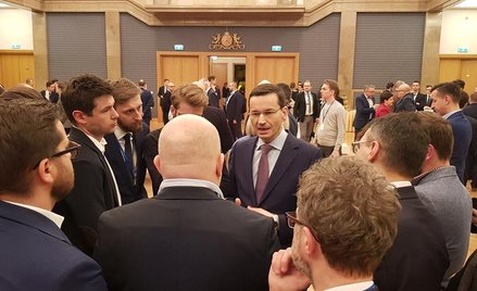 Premier i rząd spotkali się z dziennikarzami na Tweetupie
