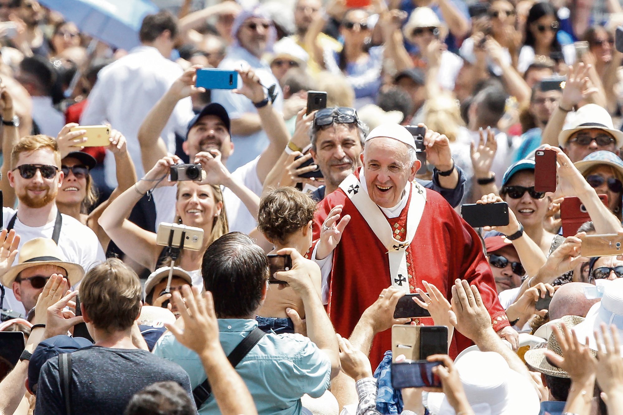 „Franciszek. Nadzieja. Autobiografia”: Raj jest dla wesołych, piekło dla ponuraków