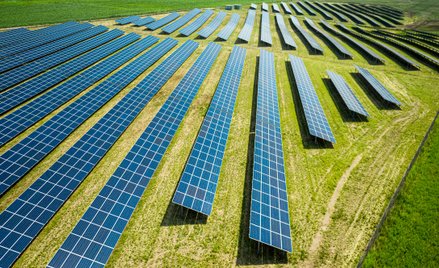 Tauron zapowiada kolejne inwestycje w fotowoltaikę na swoich gruntach. W grę wchodzą inne tereny prz