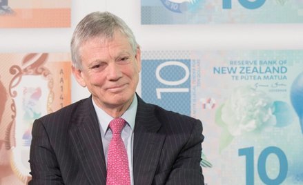 Zdaniem byłego szefa banku centralnego Nowej Zelandii Graeme’a Wheelera za skok inflacji w największ