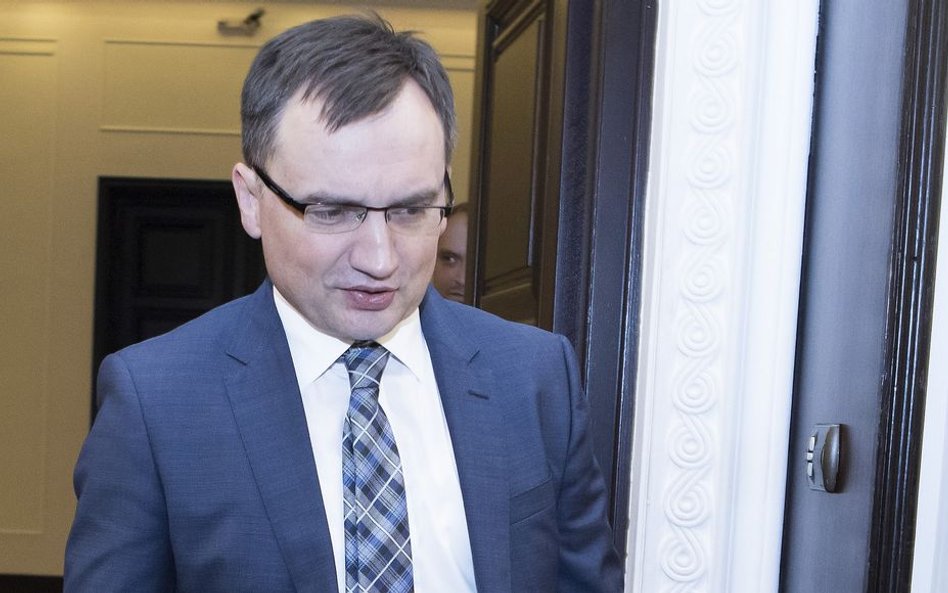 Artur Bartkiewicz: Żyje się lepiej, więc afery w resorcie Ziobry nie ma?