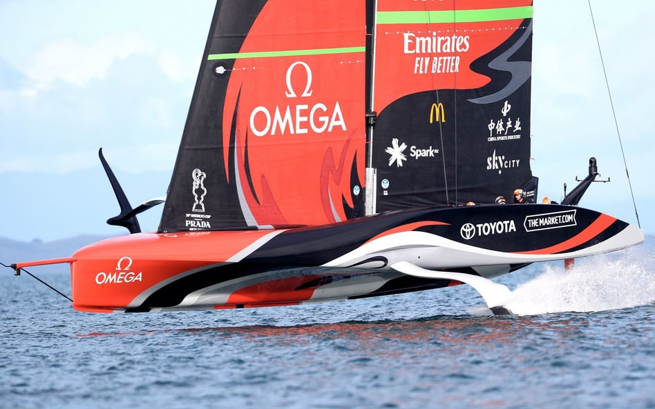 Emirates Team New Zealand płynie po zwycięstwo