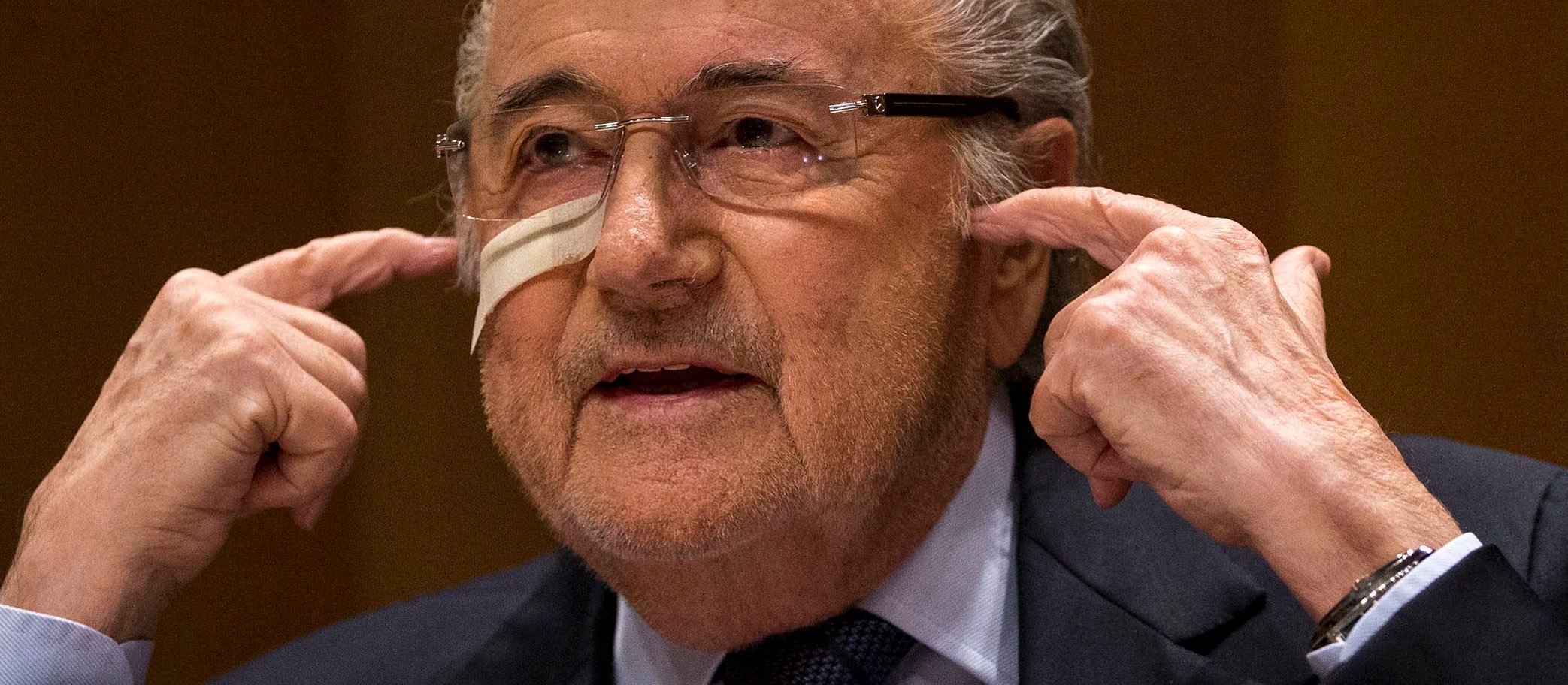 „Zachowuje się jak dyktator”. Jak Sepp Blatter wspiął się na Himalaje hipokryzji