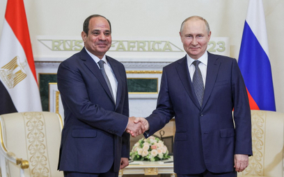 Władimir Putin i prezydent Egiptu Abdel Fattah El-Sisi  podczas spotkania w Moskwie