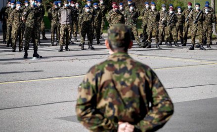 Mimo neutralności Szwajcaria utrzymuje bardzo sprawną armię