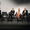 Uczestnicy debaty wskazali, że jeszcze w obecnym kryzysie nikomu nie udało się znaleźć sposobu na oż