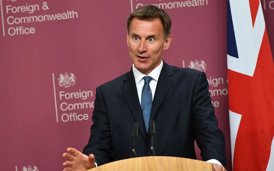 Jeremy Hunt: Jeśli dojdzie do brexitu, trzeba podwoić wydatki na obronę