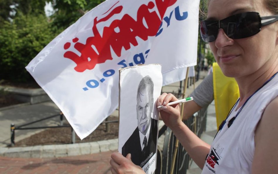 Co myśli o współczesnej polityce Kornel Morawiecki ?