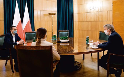 Premier Mateusz Morawiecki rozmawiał z minister sportu Danutą Dmowską-Andrzejuk i prezesem PZPN Zbig